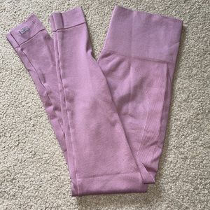 SETactive Light Purple / Pink Leggings
